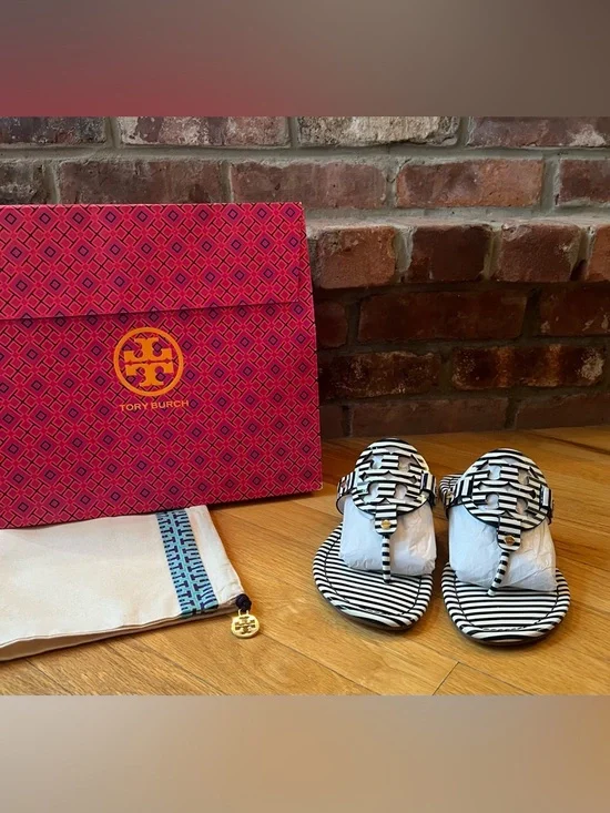 Tory Burch Navy & White Striped Patent Leather Miller Sandals - Picture 2 of 10